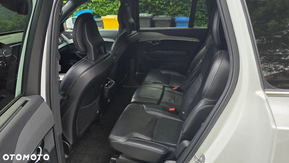 Volvo XC 90 D5 SCR AWD Inscription 7os - 13