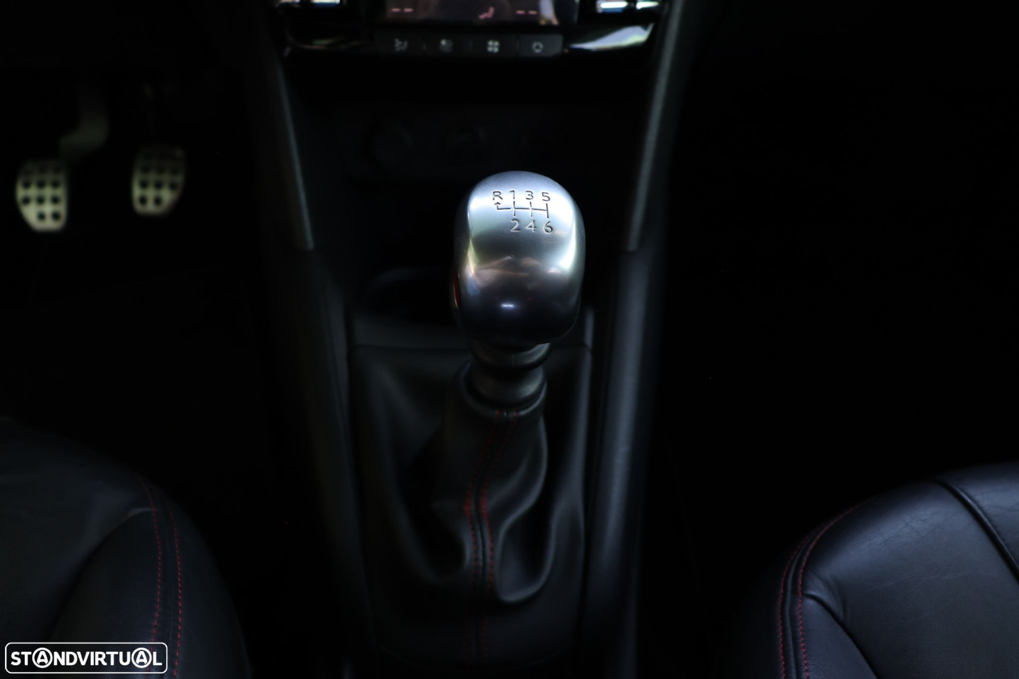 Peugeot 208 1.6 THP GTi - 23