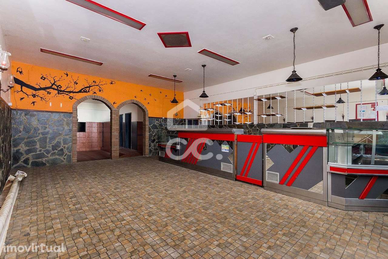 Espaço Comercial de Rés-de-Chão com 125m²  | Pavia - Grande imagem: 2/27