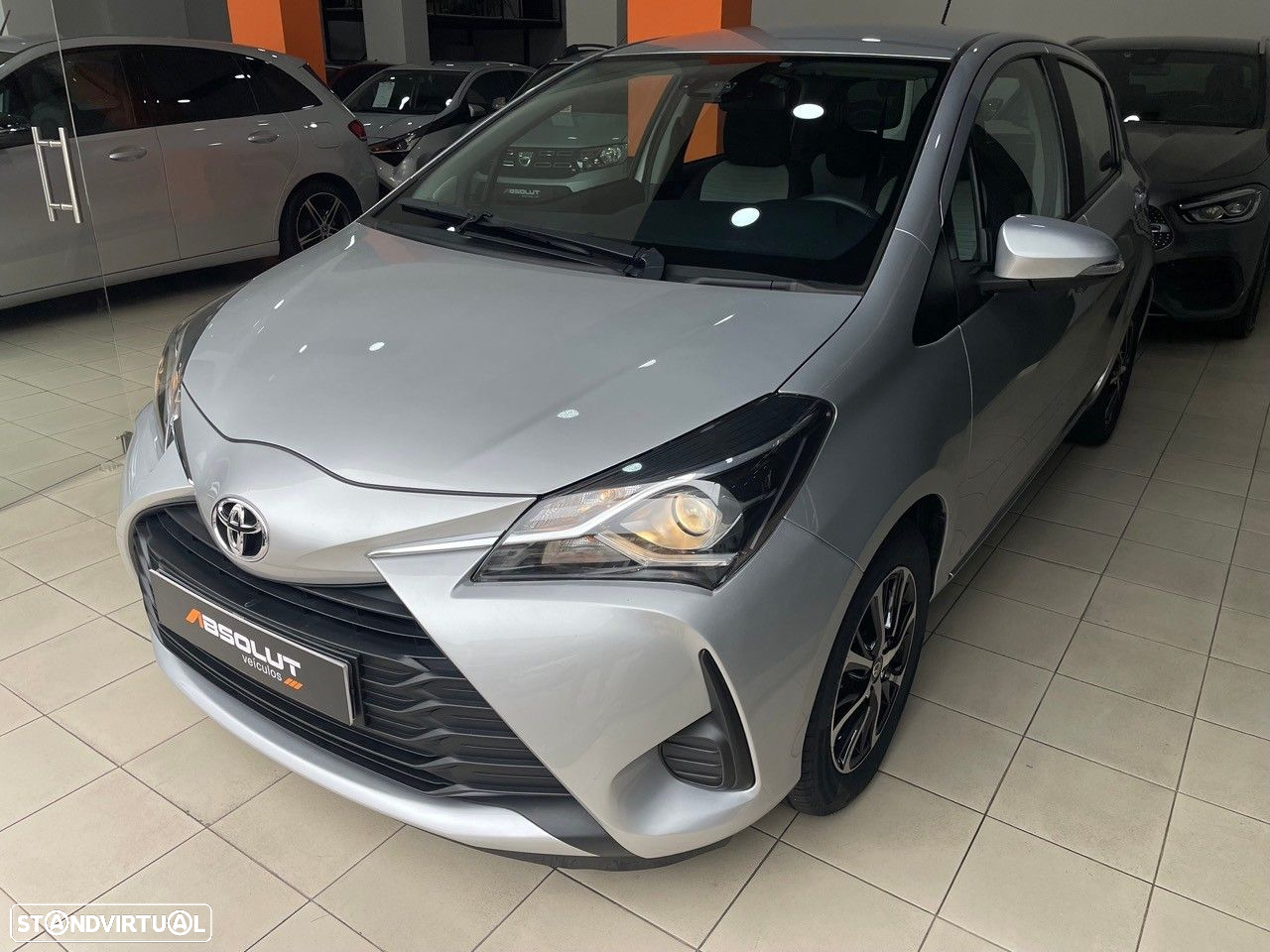 Toyota Yaris 1.0 VVT-i Comfort - 3