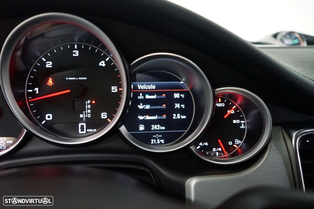 Porsche Panamera Platinum Edition - 31