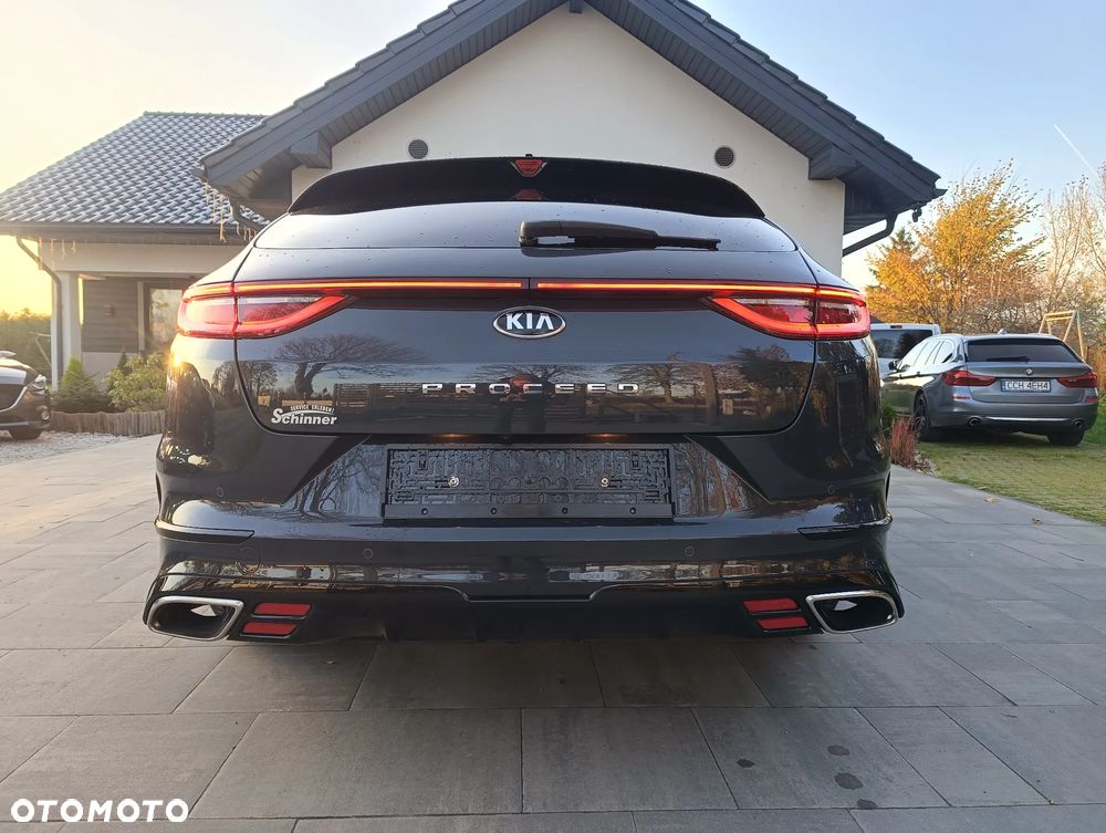 Kia ProCeed 1.6 T-GDI GT DCT - 6