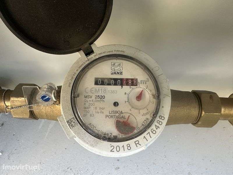 Vendo 2 casas em estado de ruína mais terreno com 1.000m2! - Grande imagem: 5/12