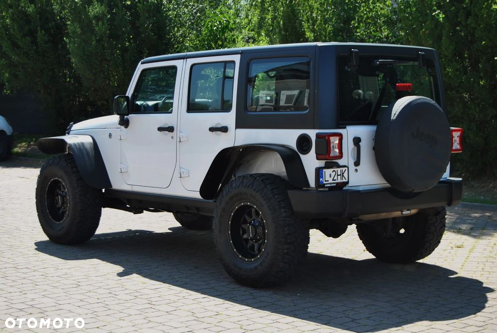 Jeep Wrangler - 4