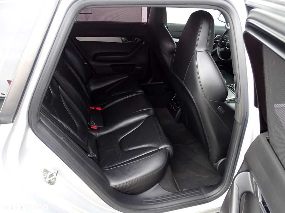 Audi S6 Avant Standard - 17