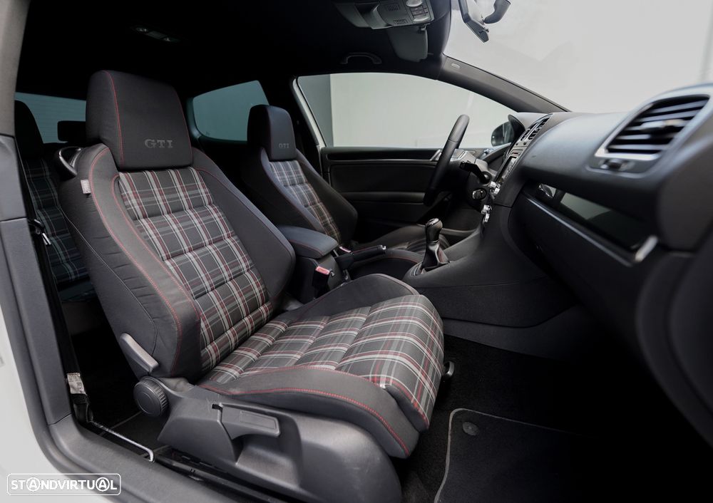 VW Golf 2.0 TSi GTI - 4