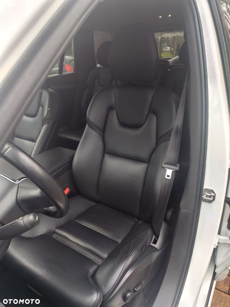 Volvo XC 90 B5 B AWD Inscription 7os - 34