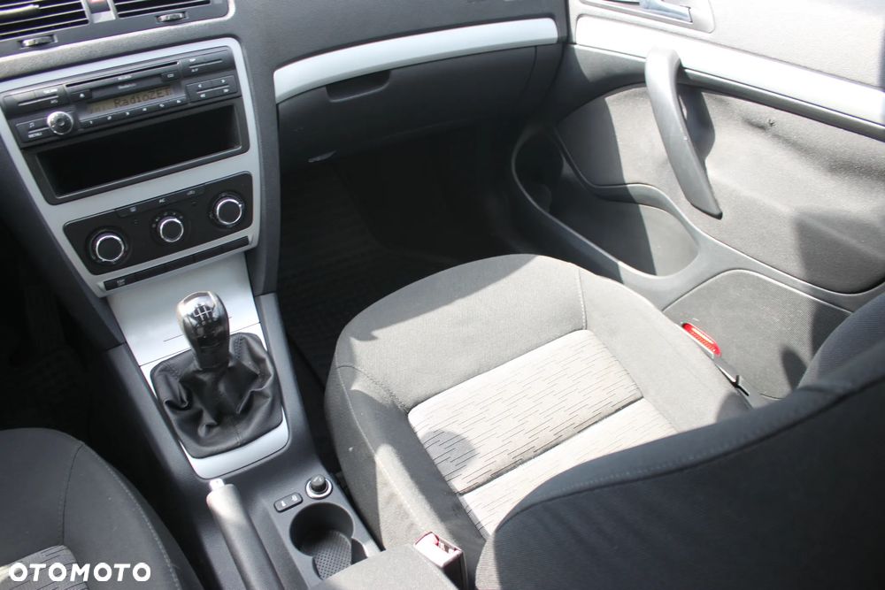 Skoda Octavia - 19