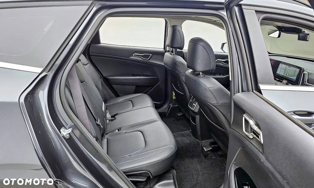 Kia Sportage 1.6 T-GDI MHEV Business Line 2WD DCT - 14