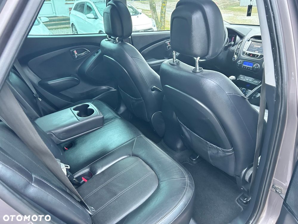 Hyundai ix35 blue 1.6 2WD Finale Gold - 18