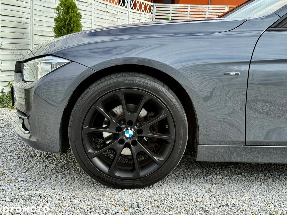 BMW Seria 3 - 22