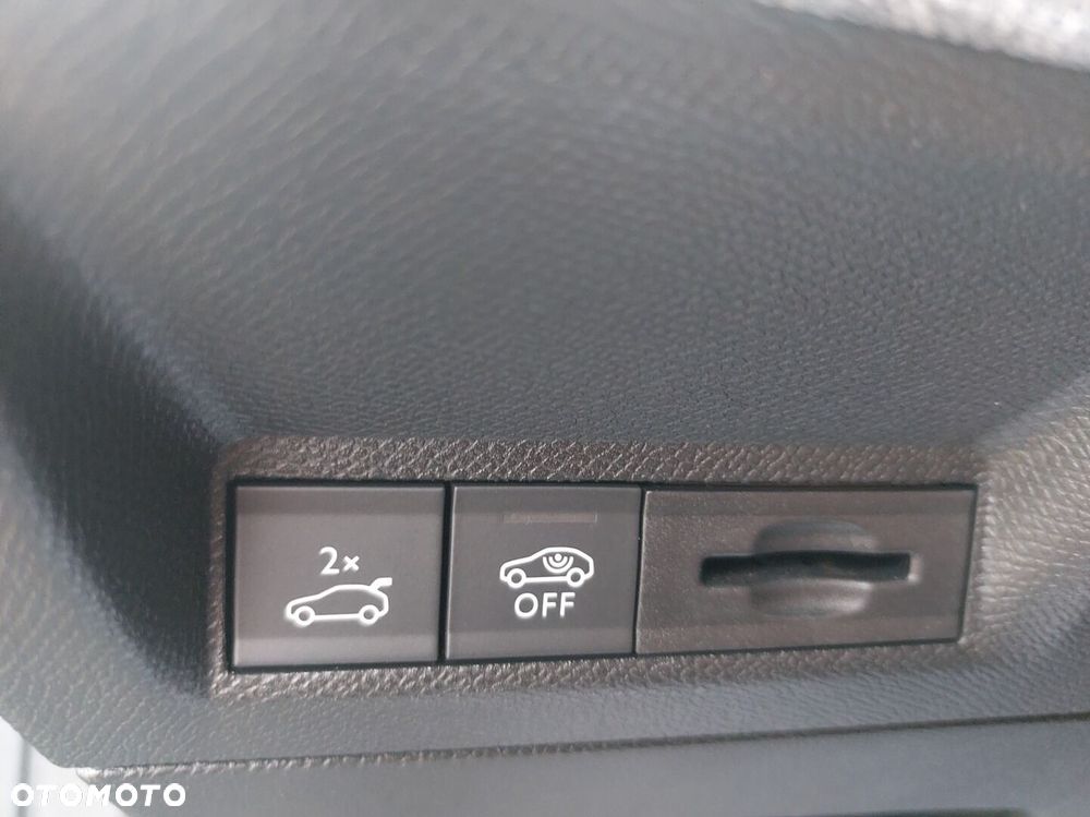 Peugeot 3008 - 16