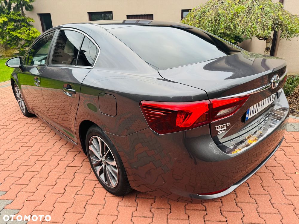 Toyota Avensis 2.0 D-4D Prestige - 4