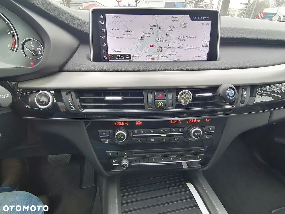 BMW X5 xDrive25d - 38