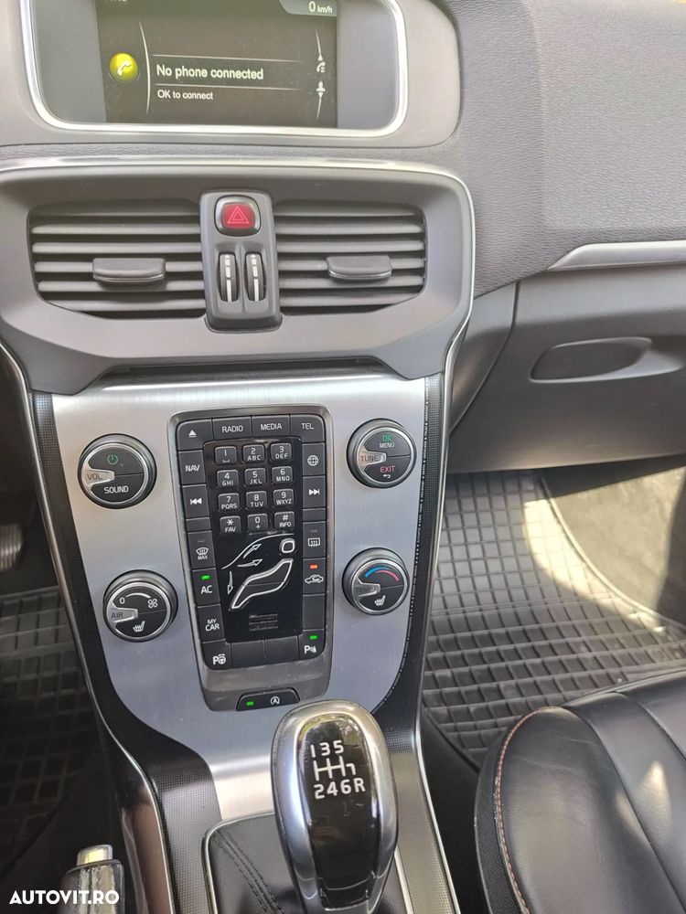 Volvo V40 D2 Ocean Race - 7