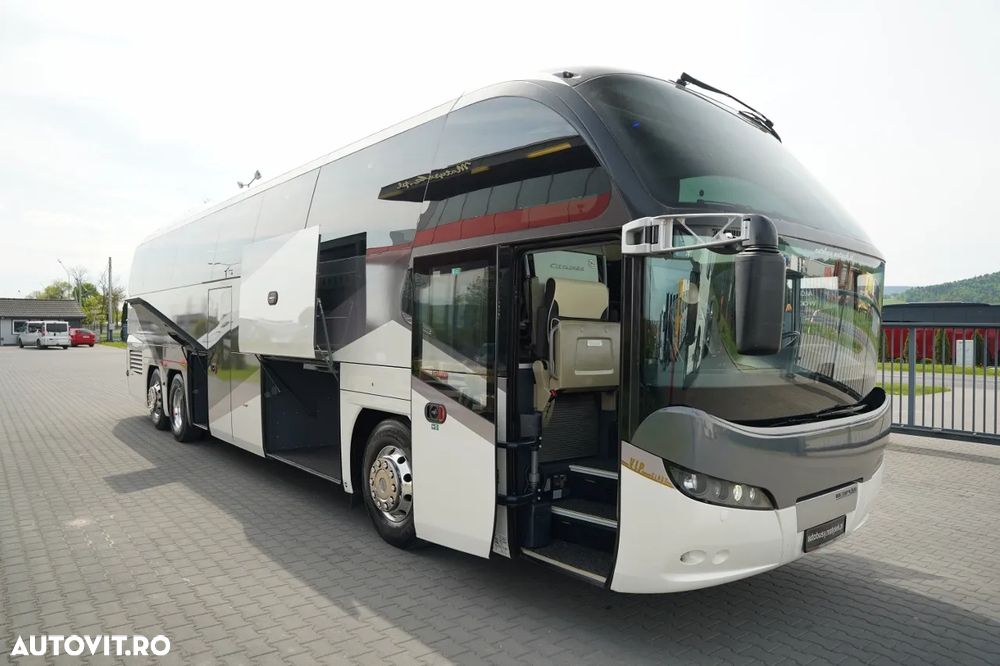 Mercedes-Benz INTOURO / 12 METRI / EURO 5 / MANUALĂ / IMPORTATĂ / - 12