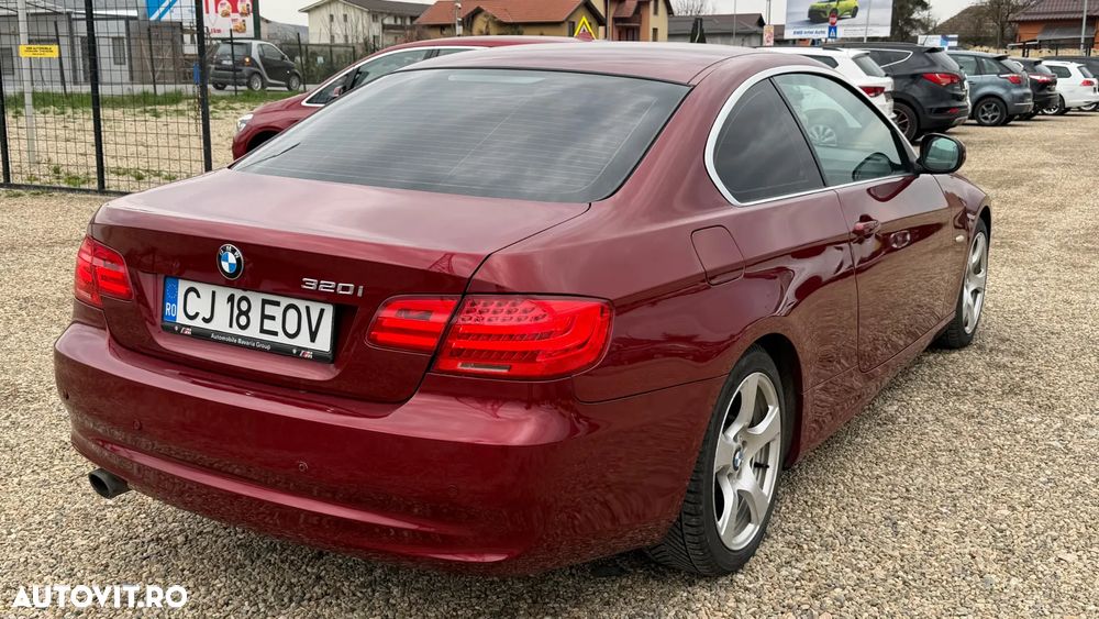 BMW Seria 3 320Ci - 12