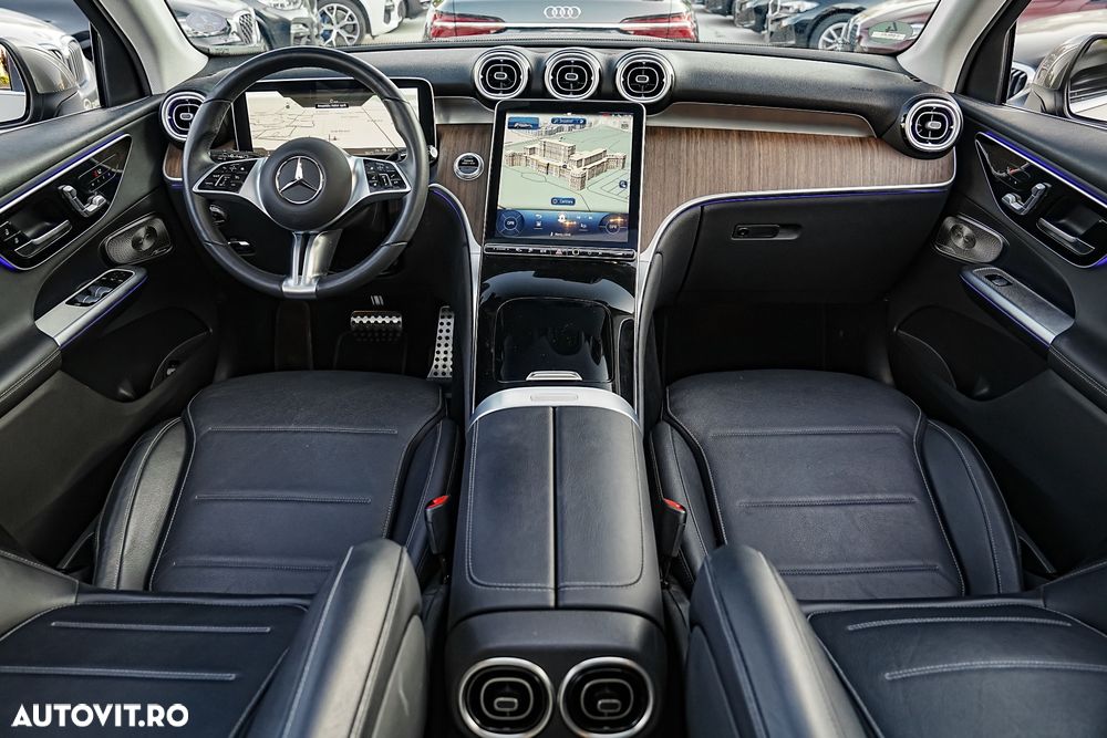 Mercedes-Benz GLC 300 e 4Matic 9G-TRONIC - 11