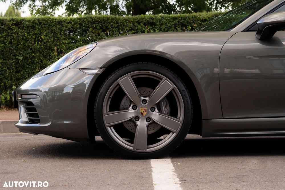 Porsche Cayman 718 PDK - 6