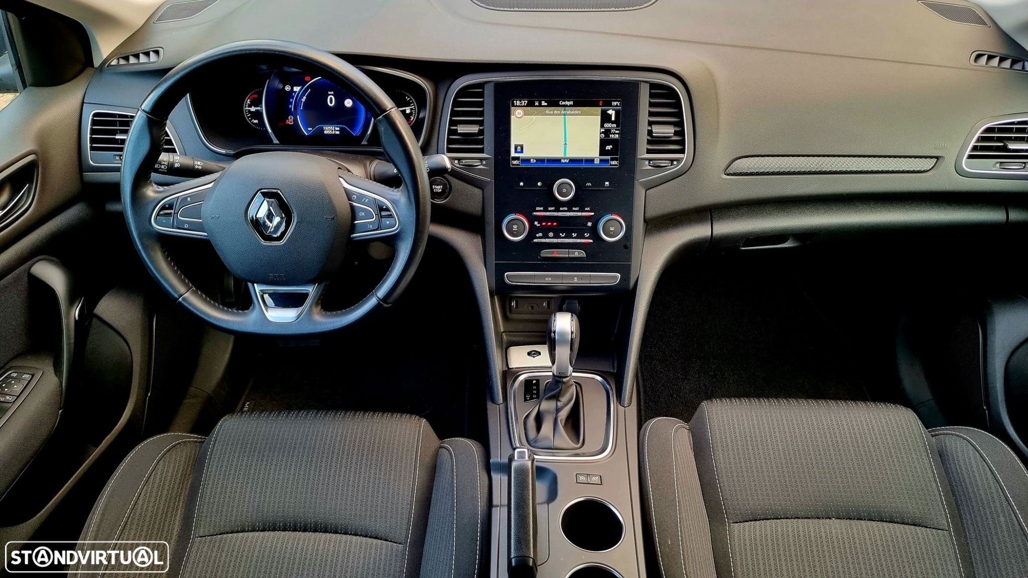 Renault Mégane Sport Tourer - 10