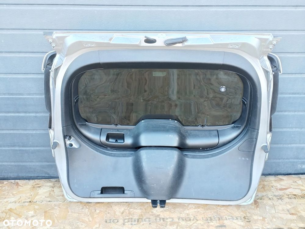 KLAPA BAGAŻNIKA FORD KUGA MK1 2008/2012 ROK KOD LAKIERU: 08 - 14