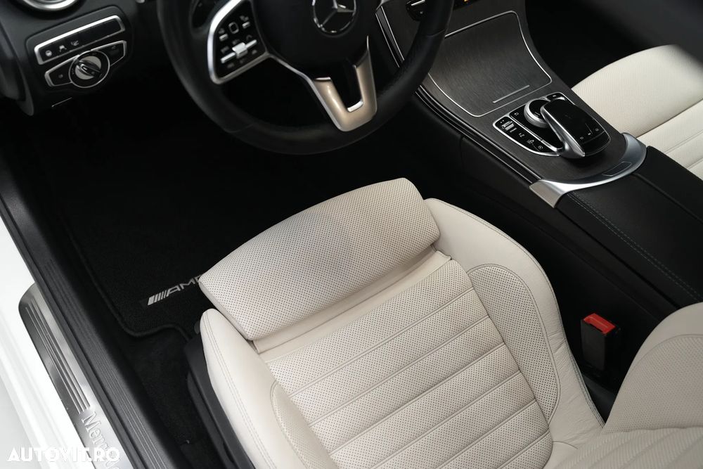 Mercedes-Benz C 400 4MATIC Coupe - 15