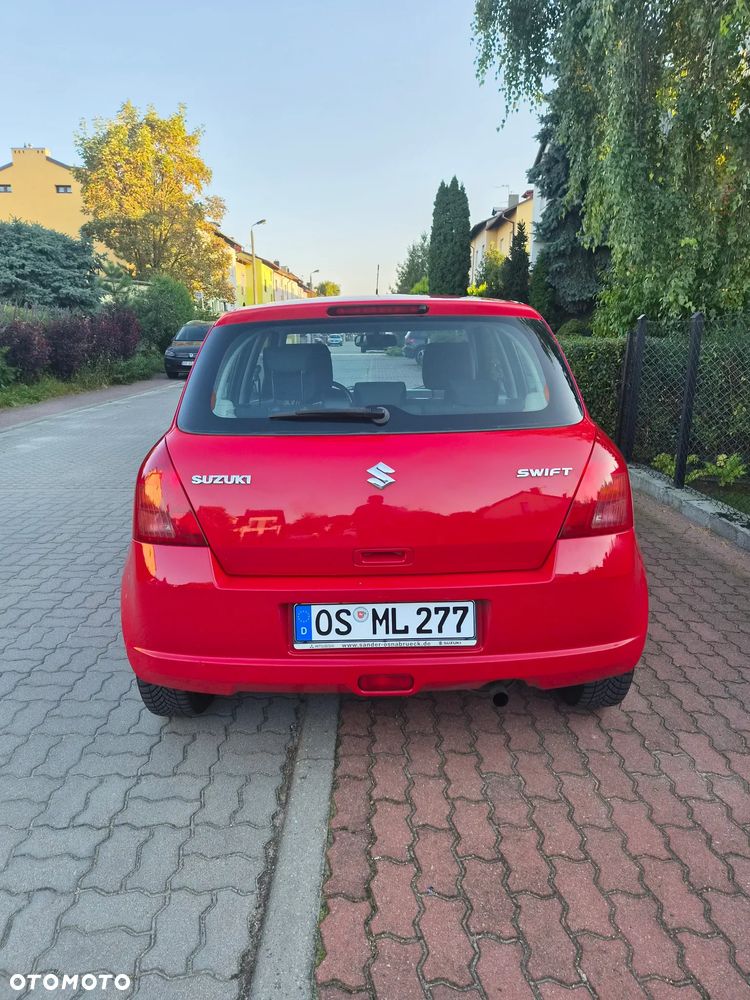 Suzuki Swift - 6