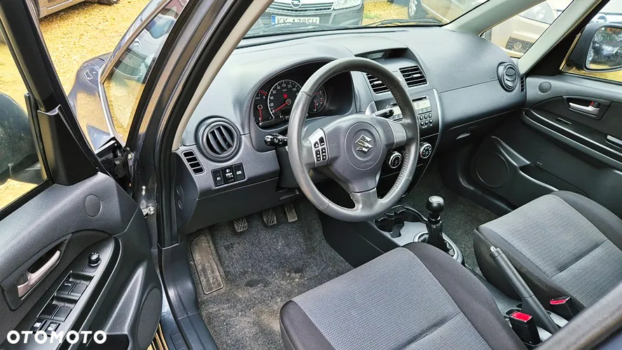 Suzuki SX4 1.6 GS/Premium - 29