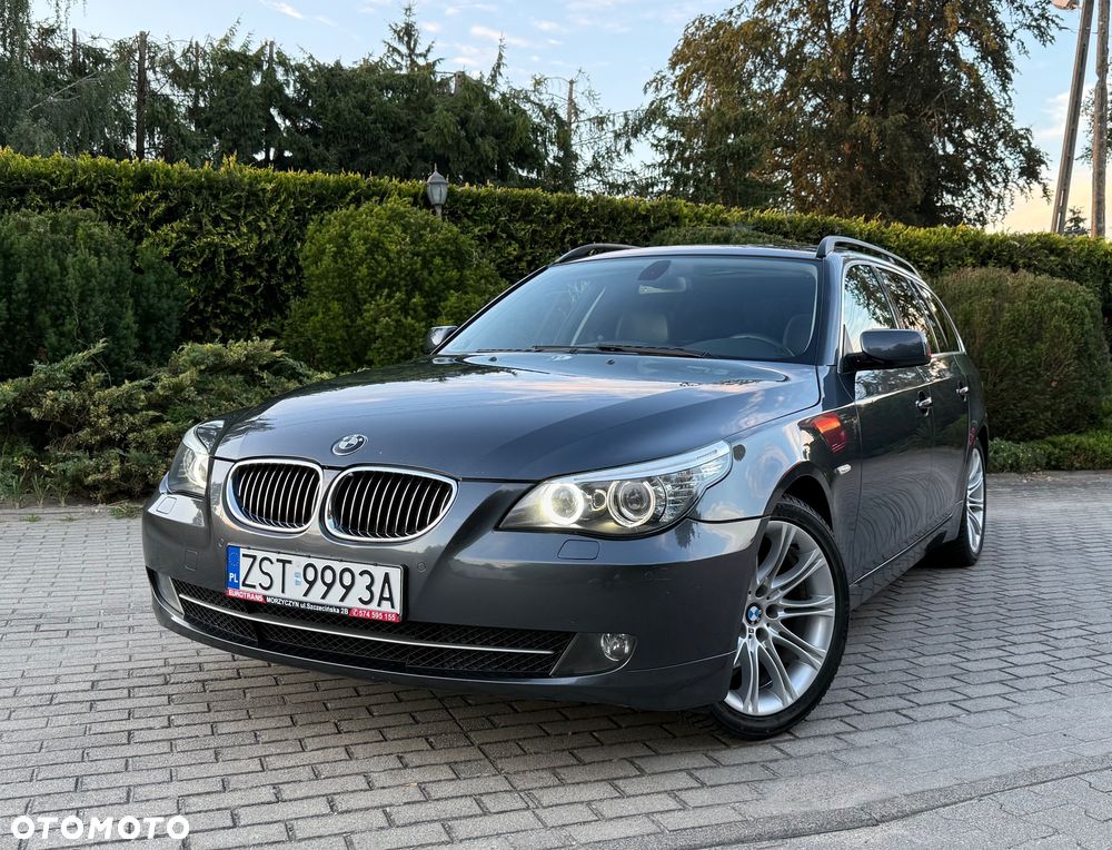 BMW Seria 5 523i Edition Exclusive - 1