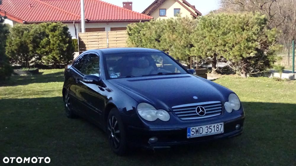 Mercedesbenz Klasa C 200 2001