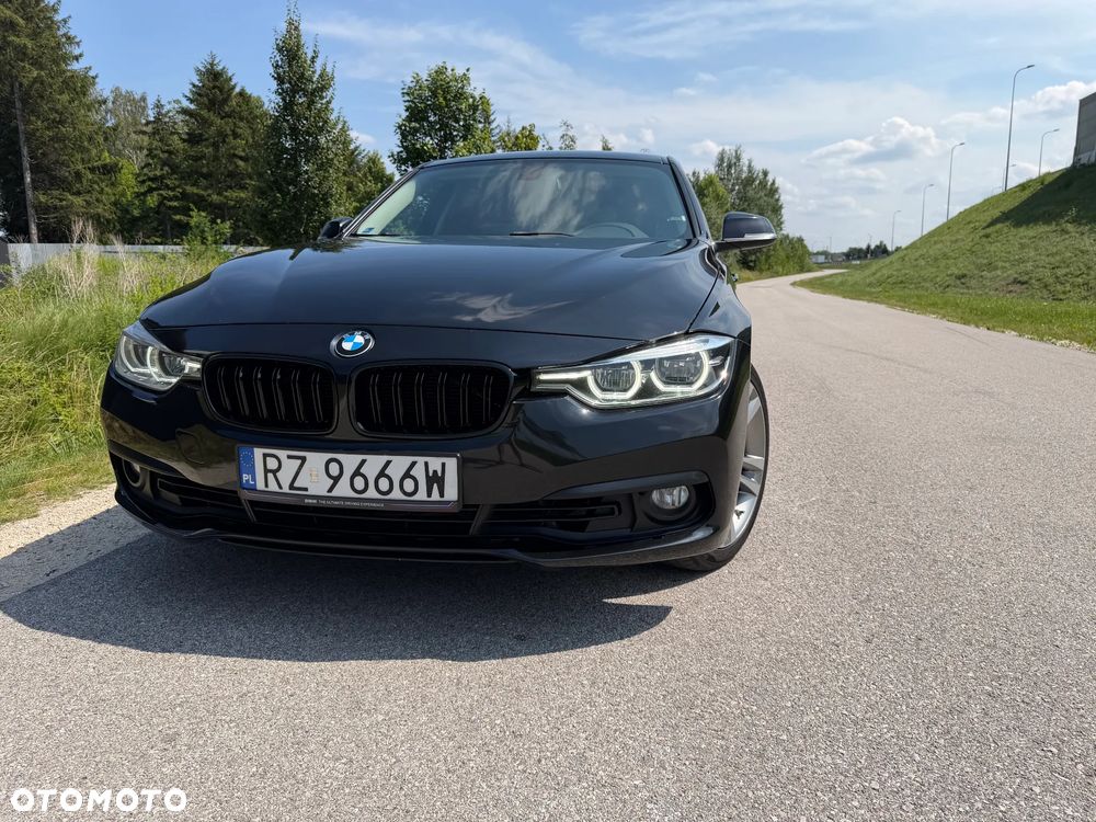 BMW Seria 3 320d xDrive Sport Line - 2