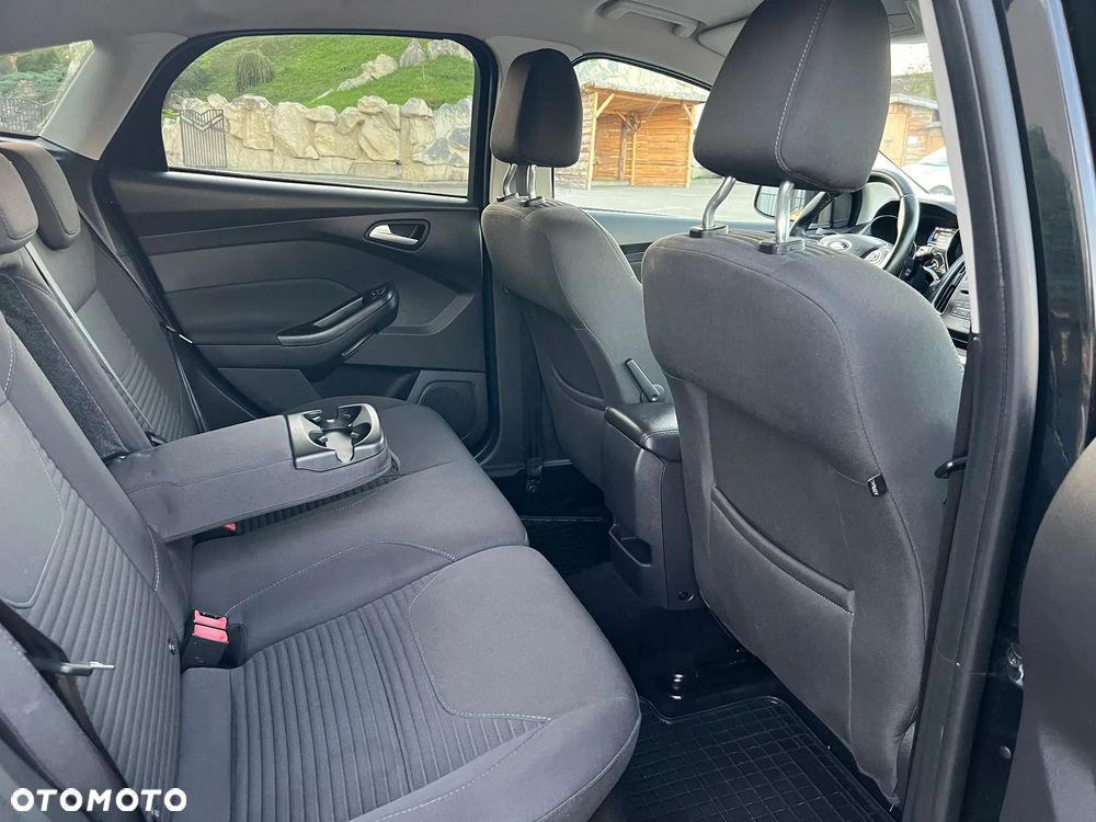 Ford Focus - 31