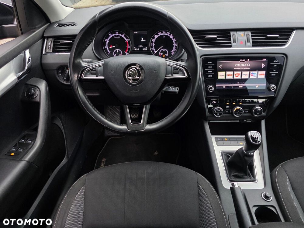 Skoda Octavia 1.5 TSI ACT Ambition - 27