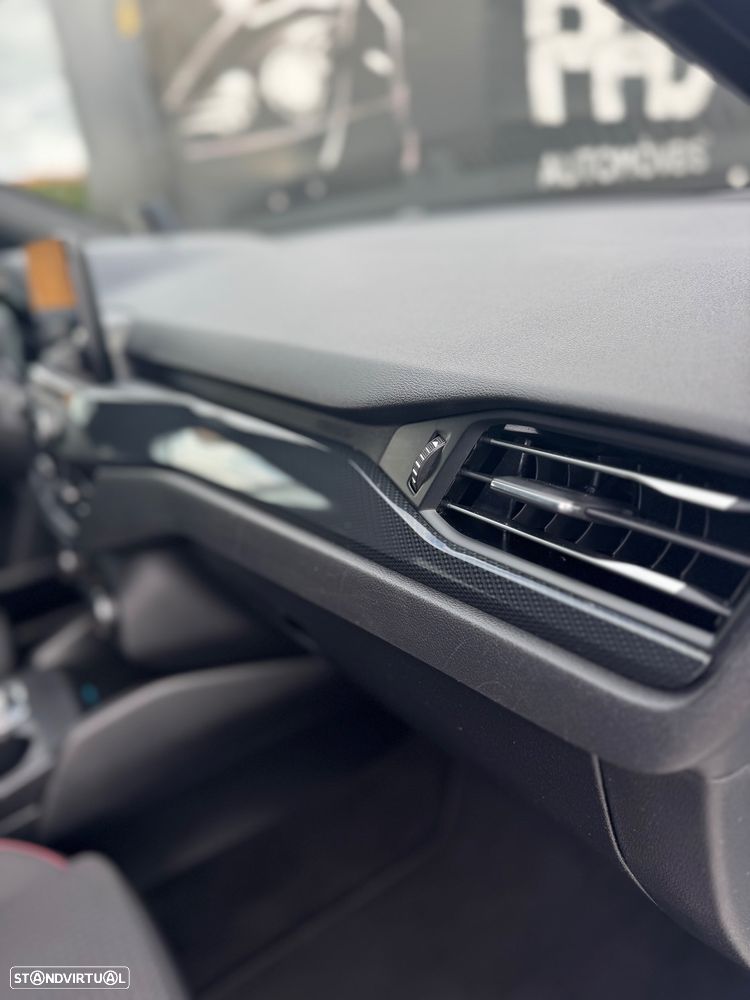 Ford Focus SW 1.5 TDCi EcoBlue ST-Line X Aut. - 18