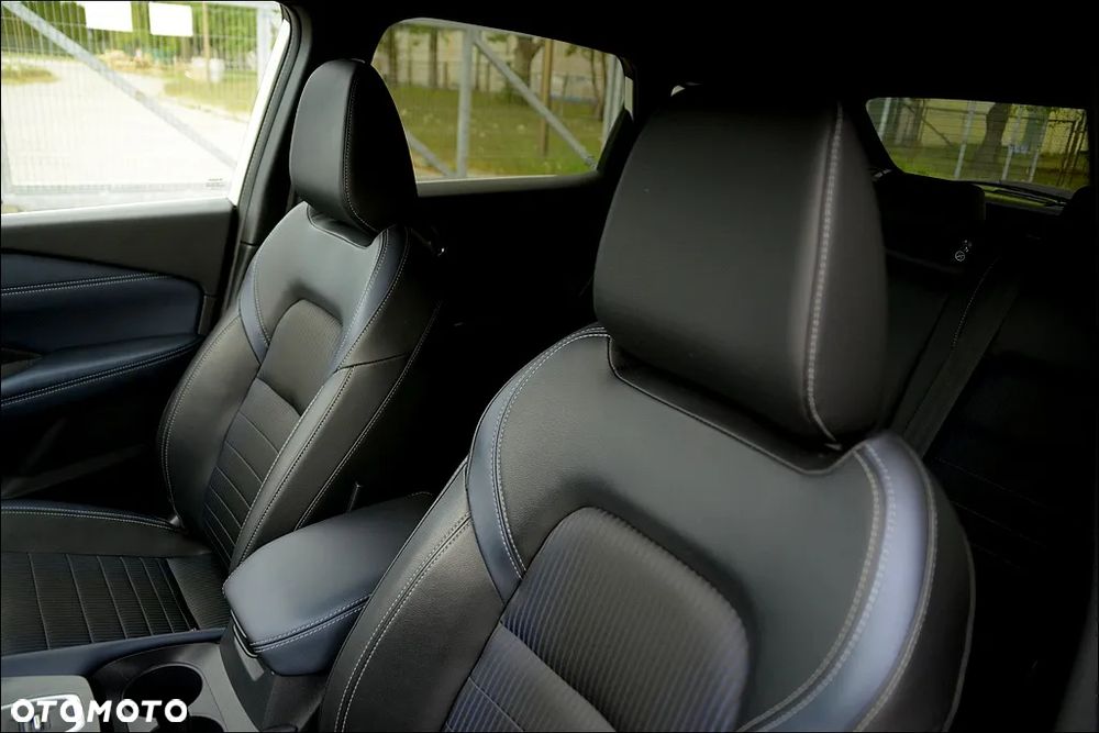 Nissan Qashqai 1.3 DIG-T MHEV Xtronic Tekna - 19