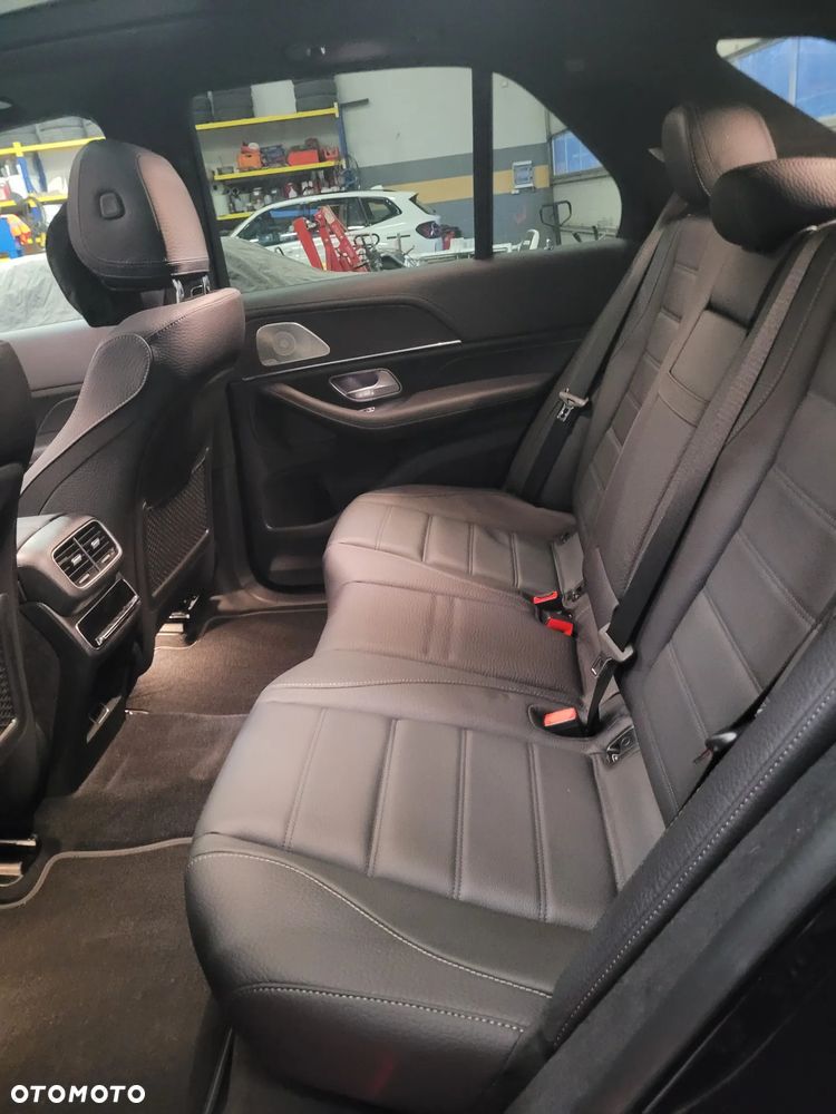 Mercedes-Benz GLE - 29