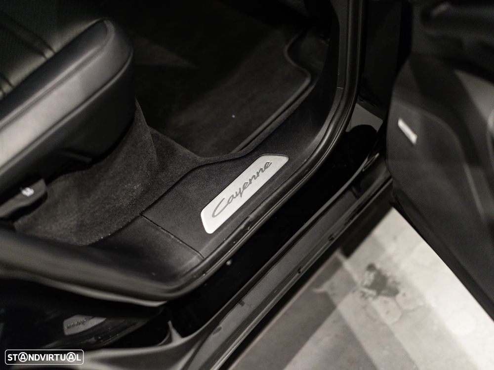 Porsche Cayenne E-Hybrid Tiptronic S - 48