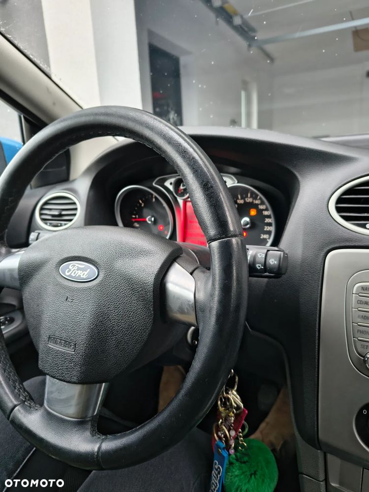 Ford Focus - 18