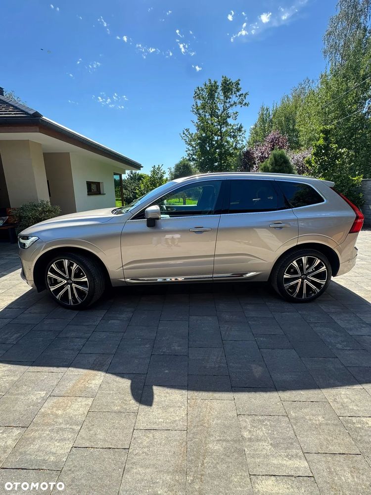 Volvo XC 60 B5 B AWD Ultra Bright - 2