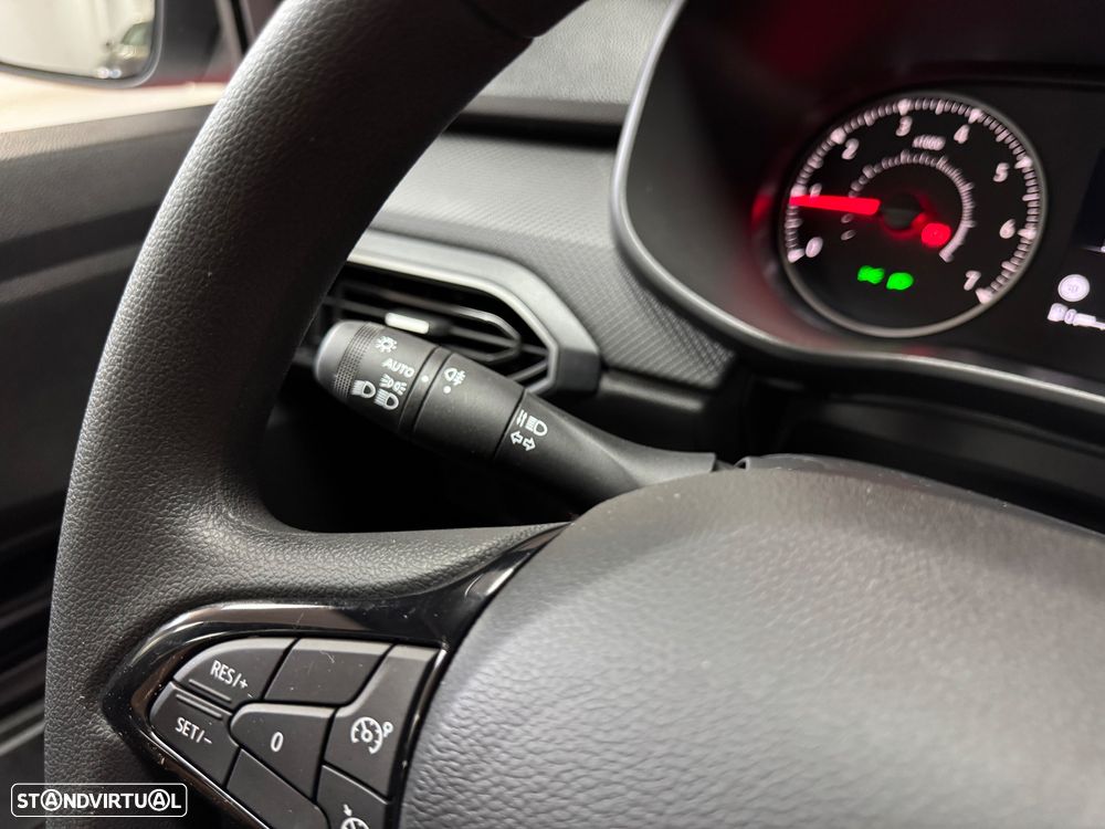 Dacia Sandero 1.0 SCe Essential - 24