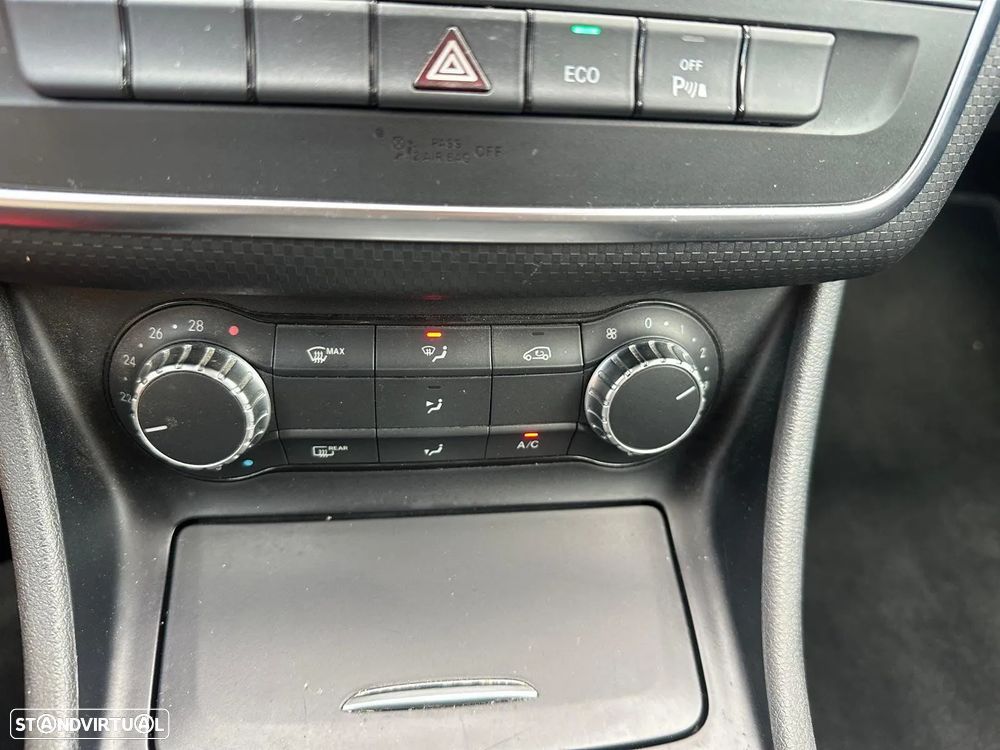 Mercedes-Benz A 180 CDI (BlueEFFICIENCY) - 15
