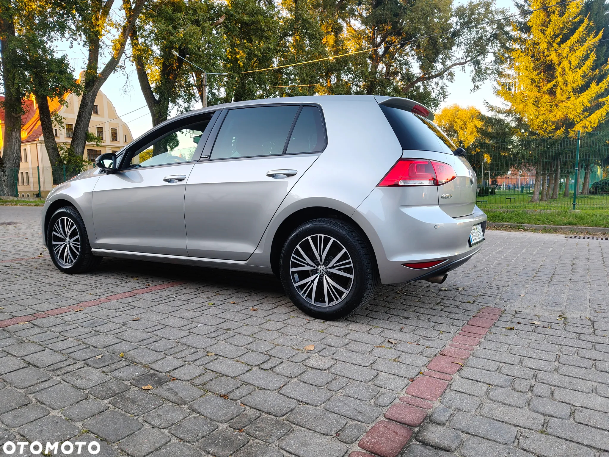 Volkswagen Golf 1.2 TSI BlueMotion Technology Allstar - 3