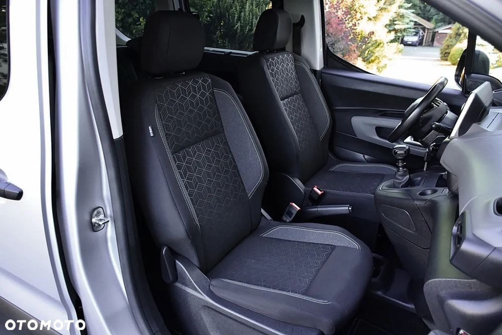 Peugeot Rifter 1.5 BlueHDI Allure S&S - 32