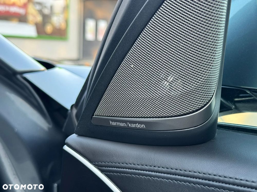 BMW Seria 5 530i xDrive Luxury Line sport - 25