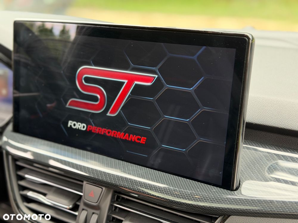 Ford Focus 2.3 EcoBoost ST X - 18