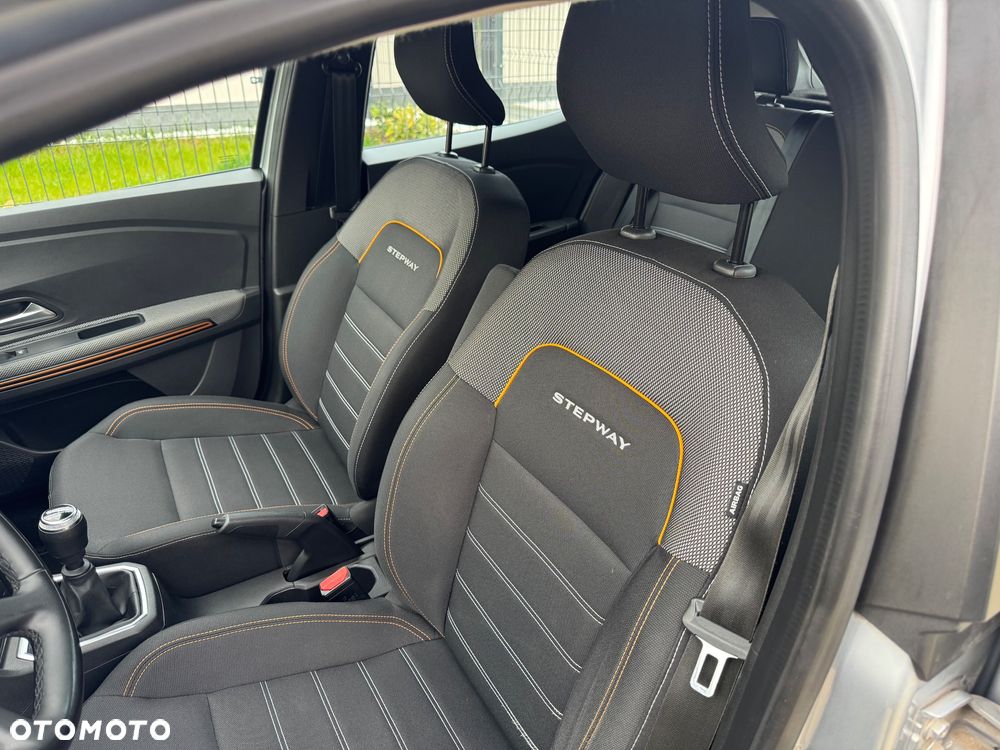 Dacia Sandero Stepway TCe 100 Prestige - 18
