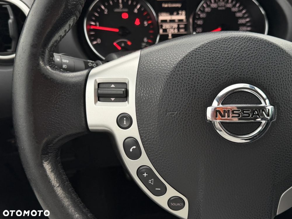 Nissan Qashqai+2 - 23