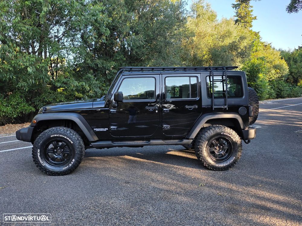 Jeep Wrangler Unlimited 2.8 CRD ATX Sahara - 4