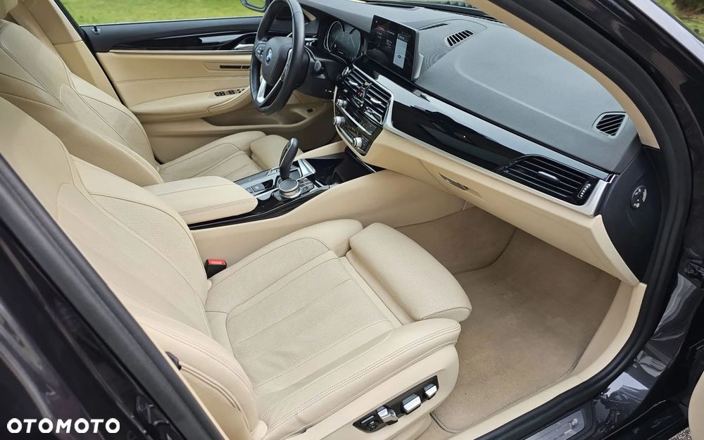 BMW Seria 5 520d Efficient Dynamics Edition - 8