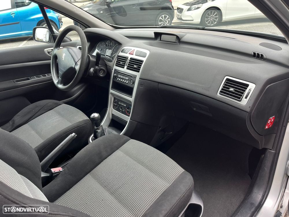 Peugeot 307 1.6 HDi Executive - 13